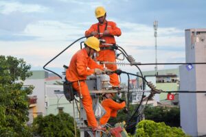 Mức hưởng chế độ độc hại được xác định dựa trên điều kiện làm việc, mức độ tiếp xúc với yếu tố nguy hiểm và quy định hiện hành của pháp luật